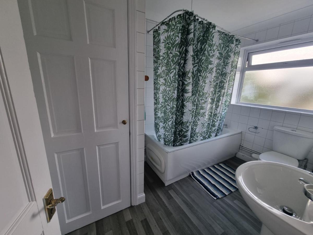 Canterbury Getaway With Ensuite ภายนอก รูปภาพ