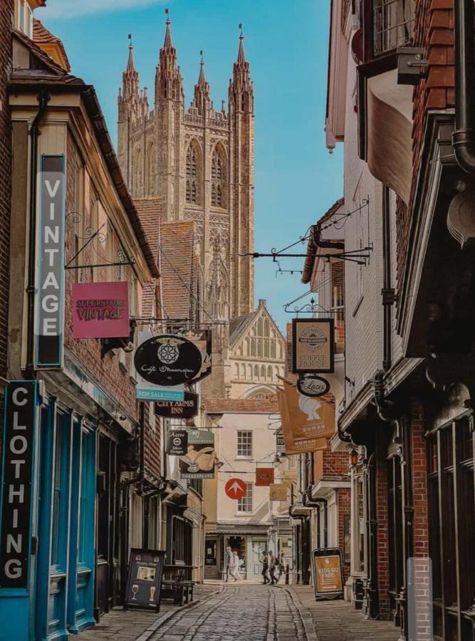 Canterbury Getaway With Ensuite ภายนอก รูปภาพ